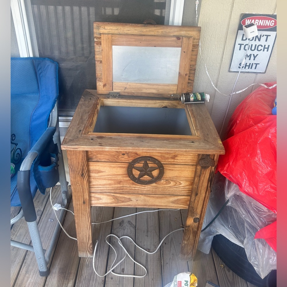 Rustic Wooden Cooler with Star Design